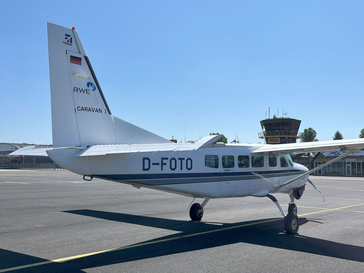 Cessna 208 Caravan I - Аэродромная техника: фото 5 Cessna 208 Caravan I - Аэродромная техника: фото 5