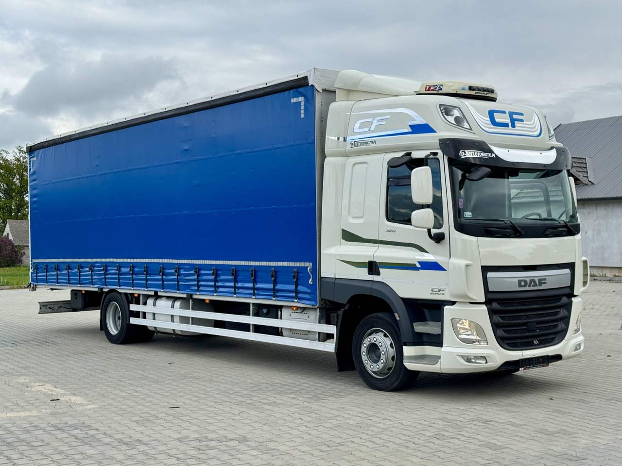 DAF CF 320 / FIRANKA / 24 EUROPALETY / SYPIALKA / AUTOMAT / KLIMA POSTOJOWA / 2017 ROK - Тентованный грузовик: фото 1 DAF CF 320 / FIRANKA / 24 EUROPALETY / SYPIALKA / AUTOMAT / KLIMA POSTOJOWA / 2017 ROK - Тентованный грузовик: фото 1