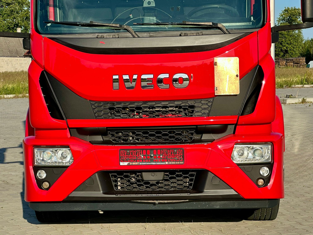 Рефрижератор IVECO EUROCARGO 180-320 / CHŁODNIA / WINDA / 21 PALET / 8.5 M DŁUGOŚCI / CARRIER / SYPIALKA / EURO 6: фото 12