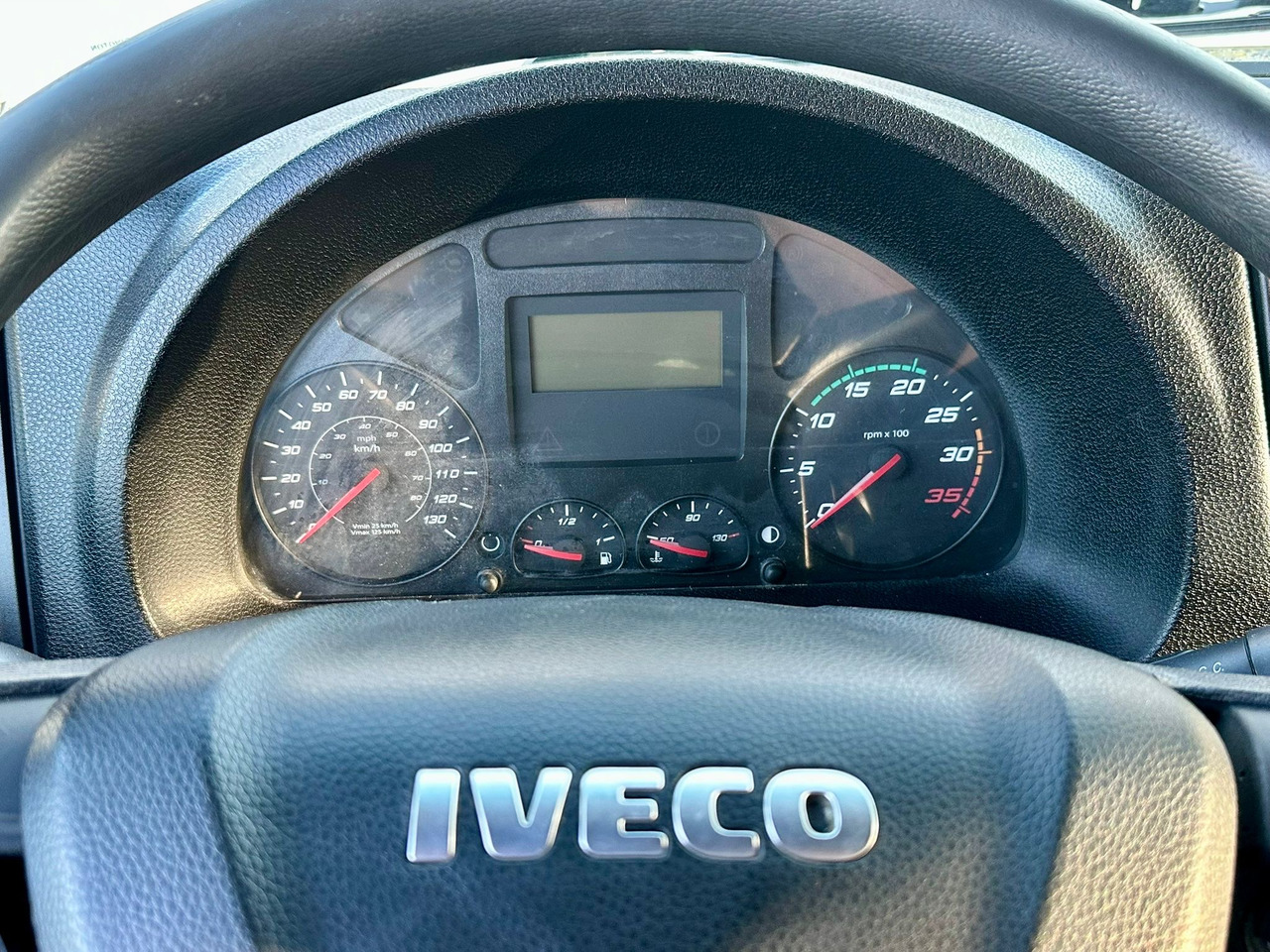 Рефрижератор IVECO EUROCARGO 180-320 / CHŁODNIA / WINDA / 21 PALET / 8.5 M DŁUGOŚCI / CARRIER / SYPIALKA / EURO 6: фото 24