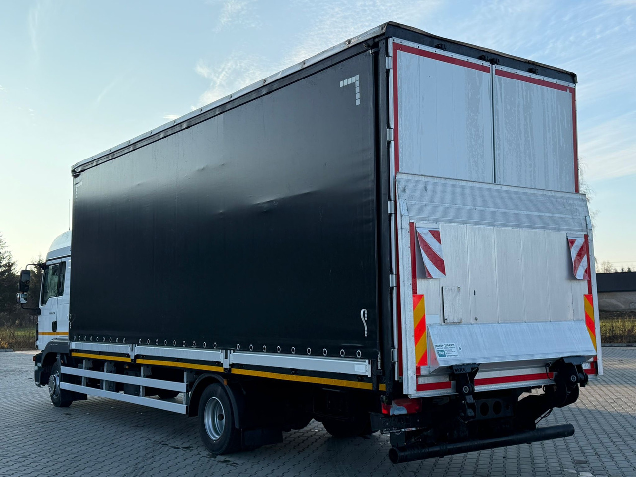 MAN TGL 12.250 / BURTO - FIRANKA / WINDA / 18 EUROPALET / SYPIALKA / 2018 ROK - Тентованный грузовик: фото 4 MAN TGL 12.250 / BURTO - FIRANKA / WINDA / 18 EUROPALET / SYPIALKA / 2018 ROK - Тентованный грузовик: фото 4
