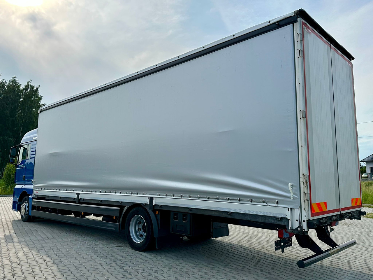 MAN TGX 18.360 / BURTO - FIRANKA / 23 PALETY / SYPIALKA / AUTOMAT / 2021 ROK / SPROWADZONY / SERWISOW - Тентованный грузовик: фото 4 MAN TGX 18.360 / BURTO - FIRANKA / 23 PALETY / SYPIALKA / AUTOMAT / 2021 ROK / SPROWADZONY / SERWISOW - Тентованный грузовик: фото 4