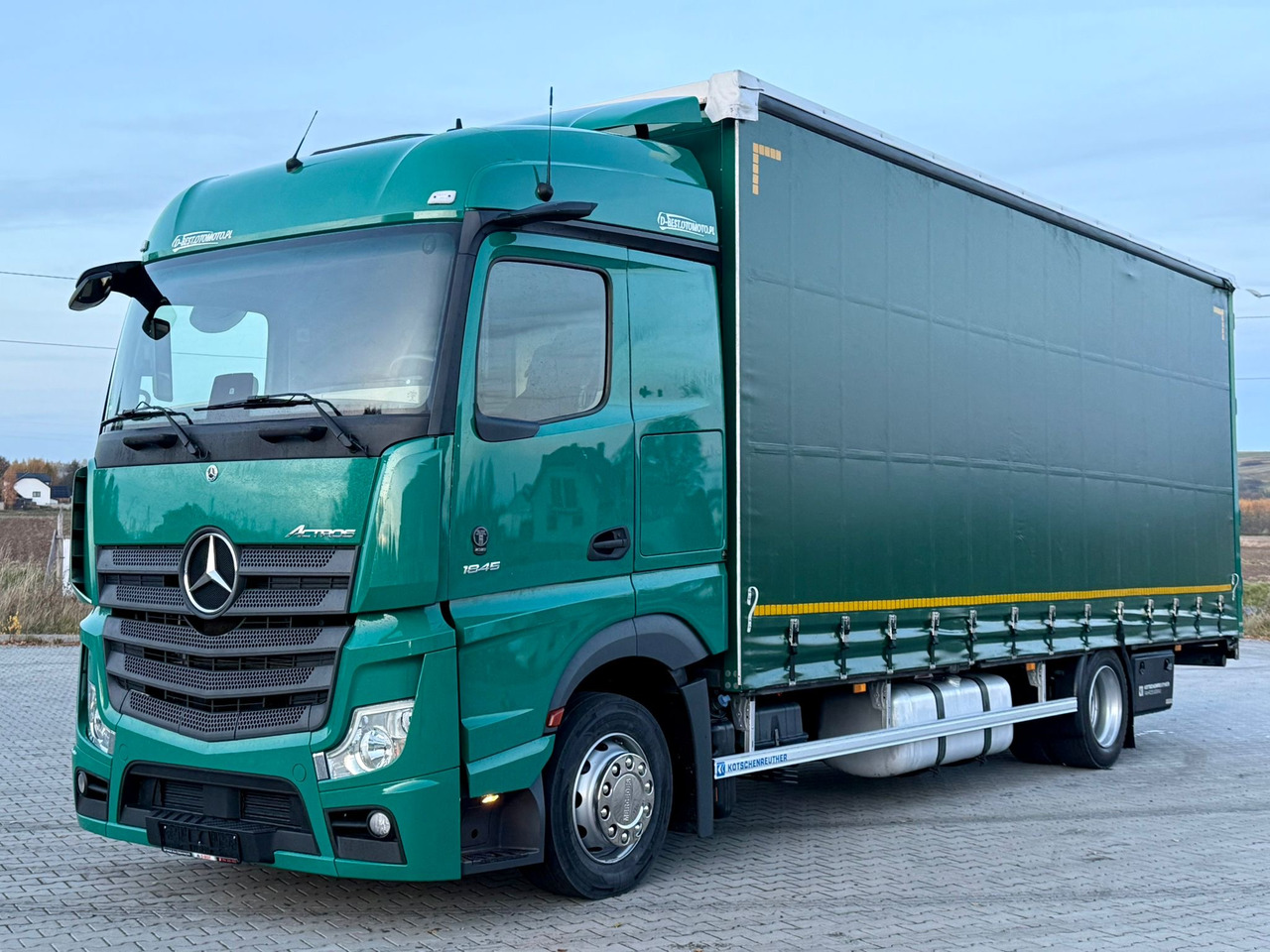 MERCEDES-BENZ ACTROS 1845 / FIRANKA / 19 EUROPALET / DUŻA KABINA / AUTOMAT / 2021 - Тентованный грузовик: фото 2 MERCEDES-BENZ ACTROS 1845 / FIRANKA / 19 EUROPALET / DUŻA KABINA / AUTOMAT / 2021 - Тентованный грузовик: фото 2