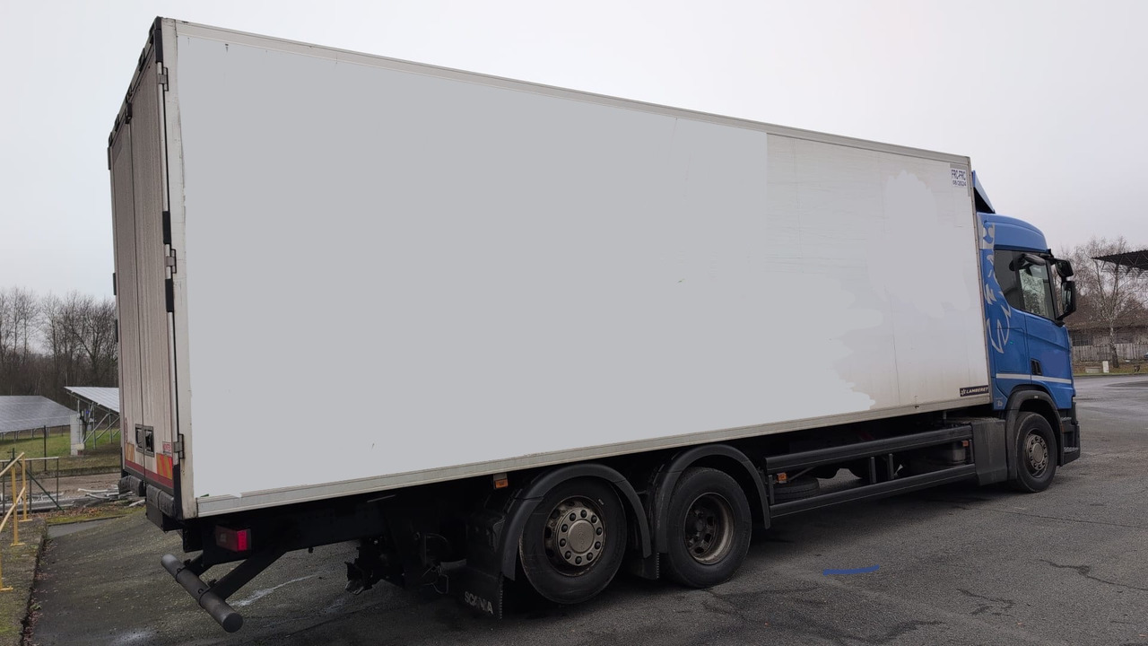 SCANIA ZESTAW / CHŁODNIA / LAMBERET / 6X2 / 36 EUROPALET / SERWISOWANY / AUTOMAT / SYPIALKA - Рефрижератор: фото 2 SCANIA ZESTAW / CHŁODNIA / LAMBERET / 6X2 / 36 EUROPALET / SERWISOWANY / AUTOMAT / SYPIALKA - Рефрижератор: фото 2