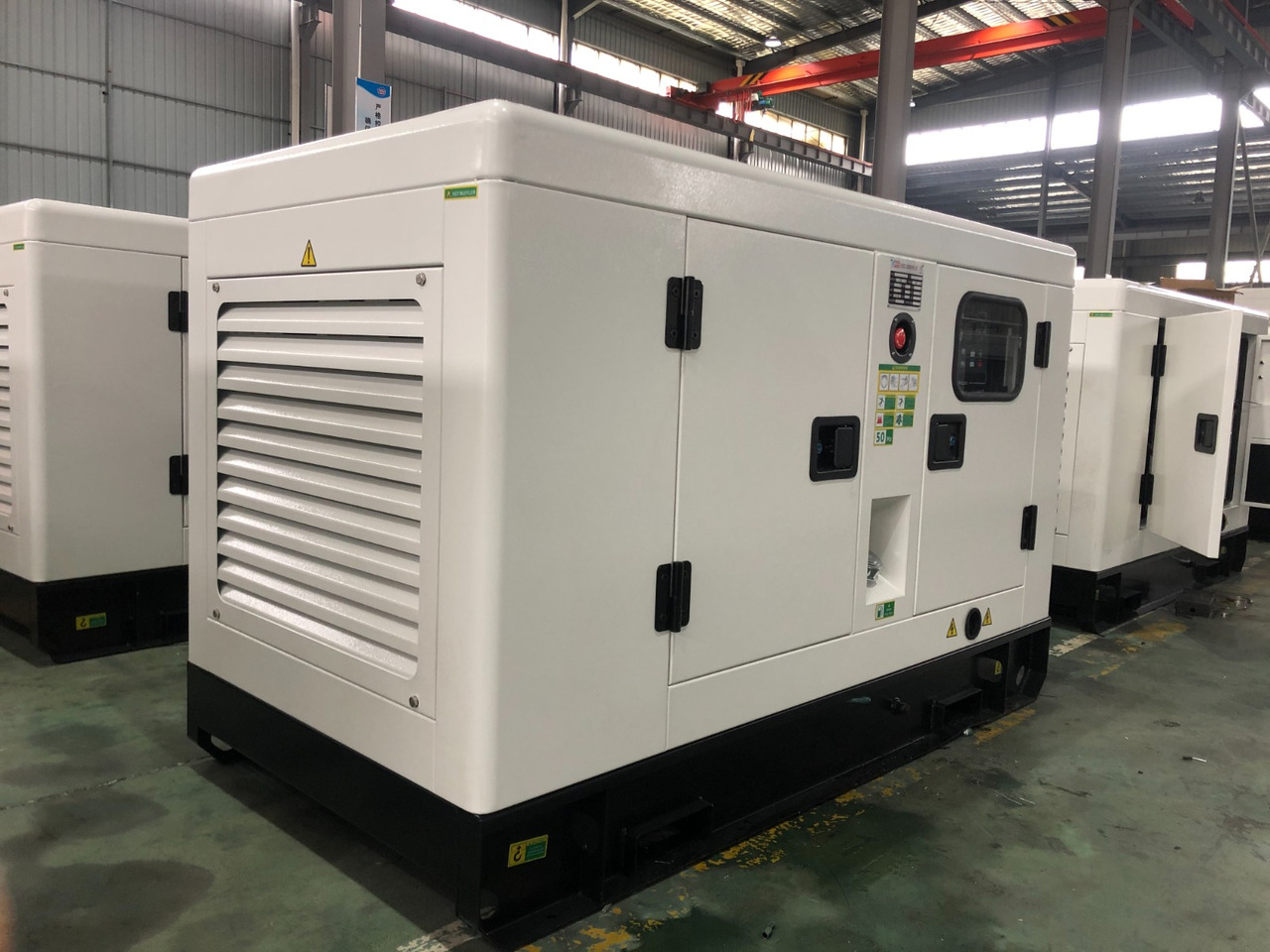 DEUTZ 20 kVA / 16 kW - Электрогенератор: фото 1 DEUTZ 20 kVA / 16 kW - Электрогенератор: фото 1