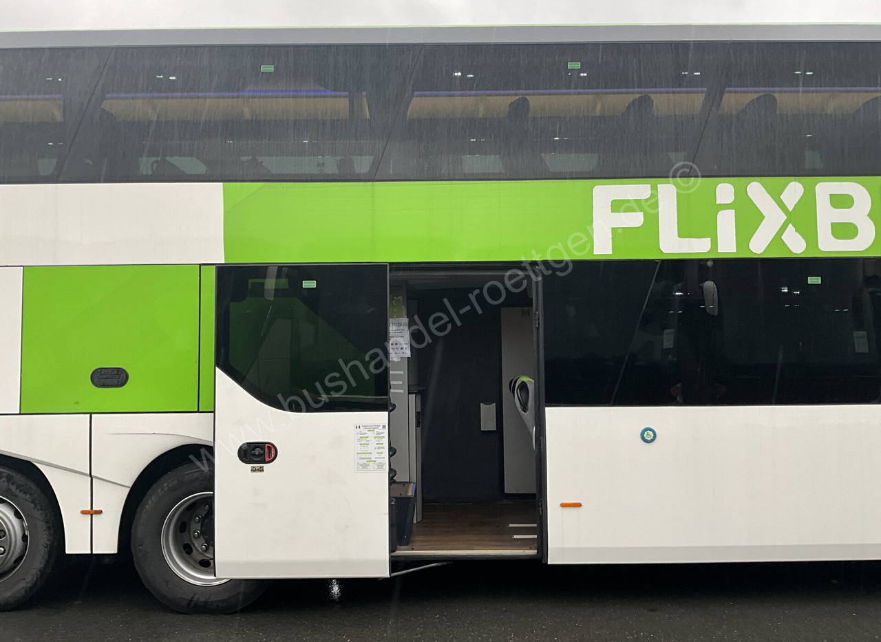 Двухэтажный автобус Neoplan Skyliner L: фото 6 Двухэтажный автобус Neoplan Skyliner L: фото 6