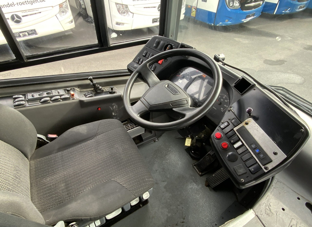 Фото интерьера 1: Городской автобус Volvo 7700