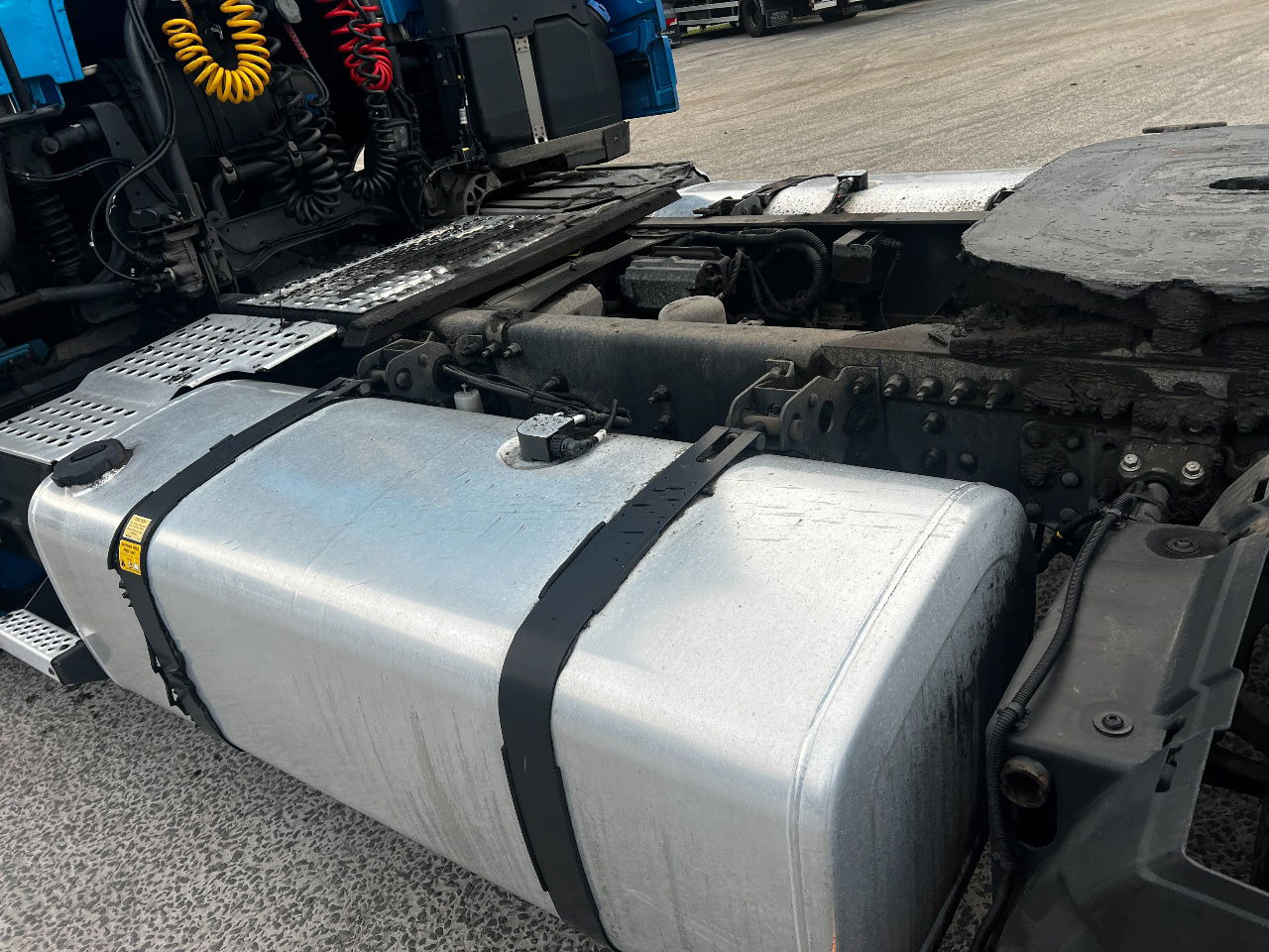 Volvo FH 460 Globe, Lowdeck, Mega - Тягач: фото 5 Volvo FH 460 Globe, Lowdeck, Mega - Тягач: фото 5