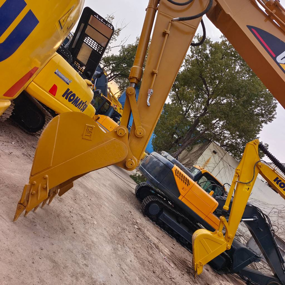 CAT 320 C L - Гусеничный экскаватор: фото 3 CAT 320 C L - Гусеничный экскаватор: фото 3