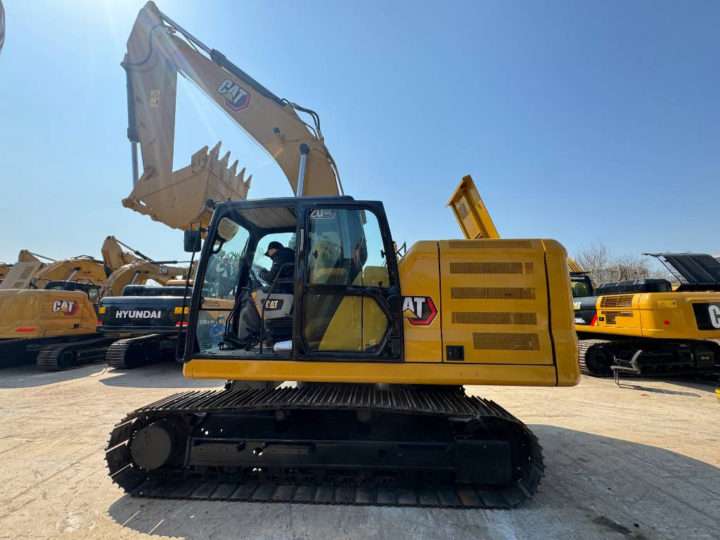 CAT 320 GC - Гусеничный экскаватор: фото 1 CAT 320 GC - Гусеничный экскаватор: фото 1