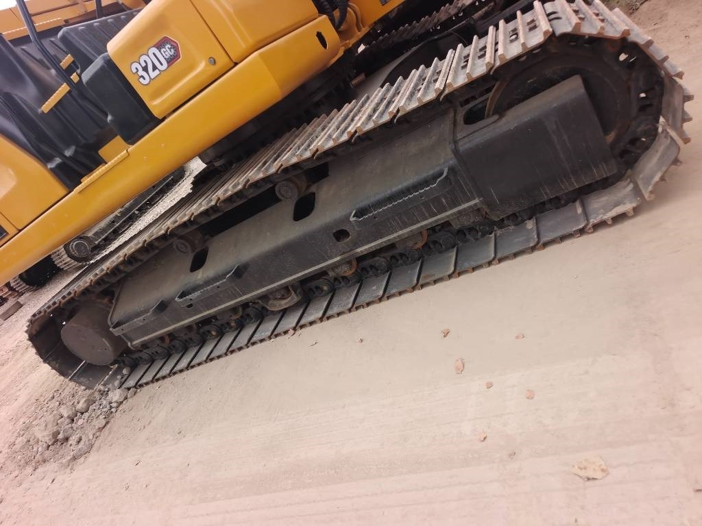 CAT 320GC - Гусеничный экскаватор: фото 5 CAT 320GC - Гусеничный экскаватор: фото 5