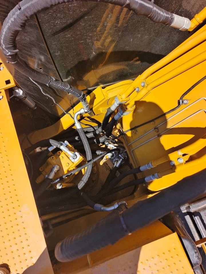 Гусеничный экскаватор CAT 324 D: фото 25