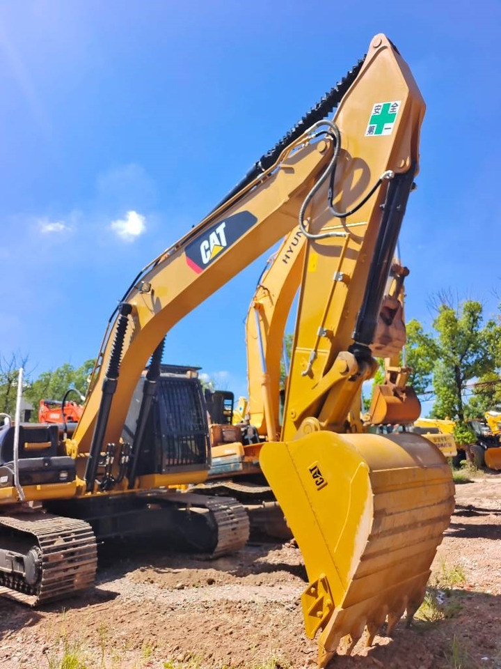 Гусеничный экскаватор CAT 324 D: фото 35