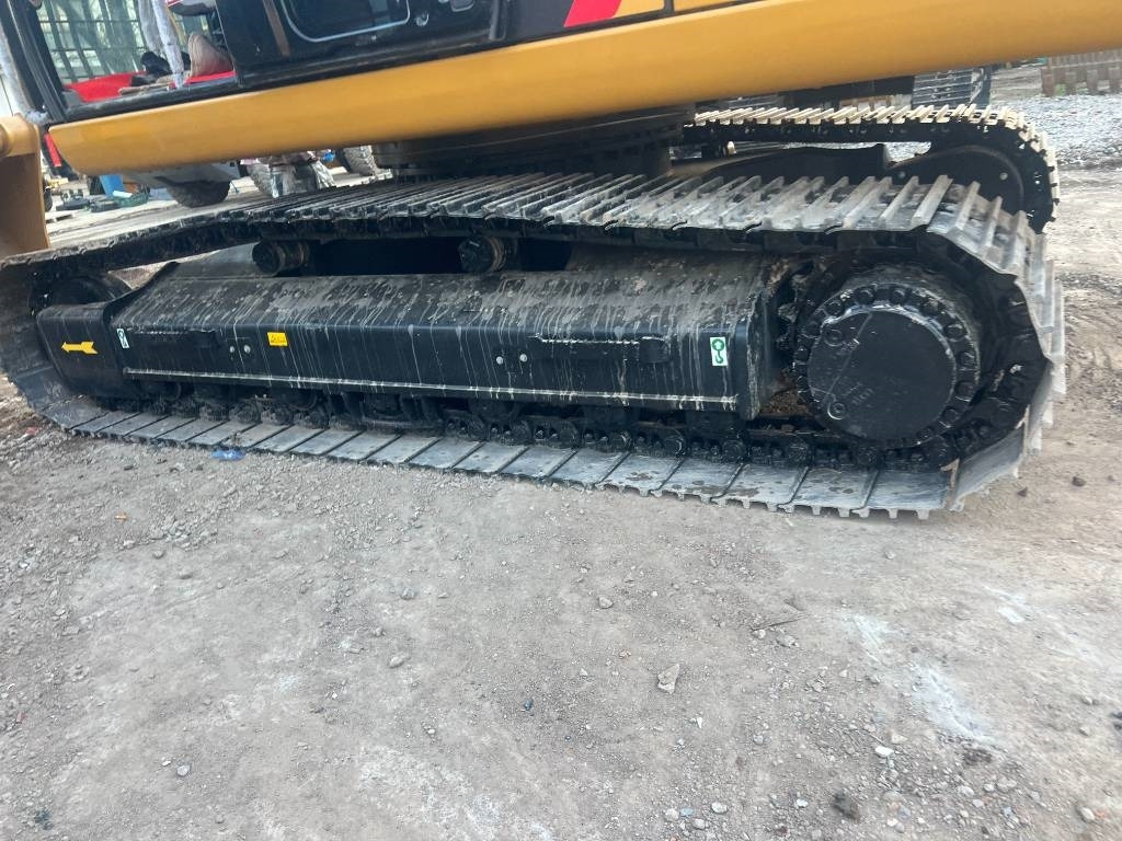 Гусеничный экскаватор CAT 324 D: фото 9