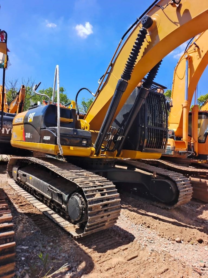 Гусеничный экскаватор CAT 324 D: фото 39