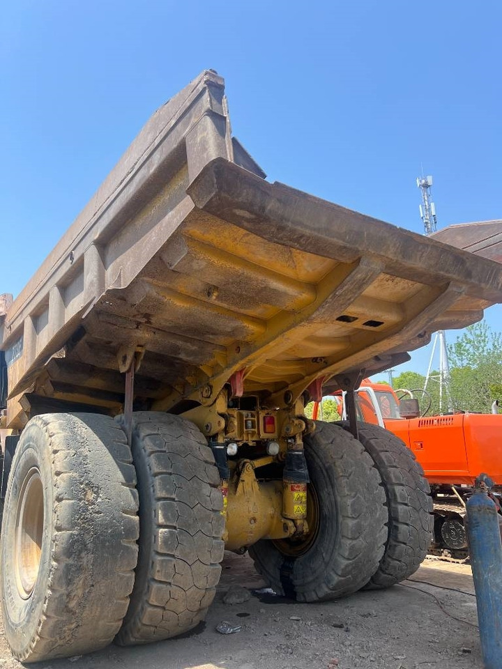 CAT 773 F - Карьерный самосвал: фото 3 CAT 773 F - Карьерный самосвал: фото 3