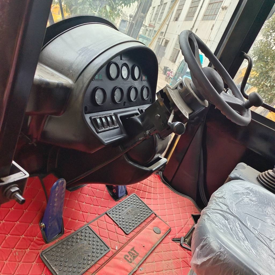 CAT 966 H - Гусеничный экскаватор: фото 5 CAT 966 H - Гусеничный экскаватор: фото 5