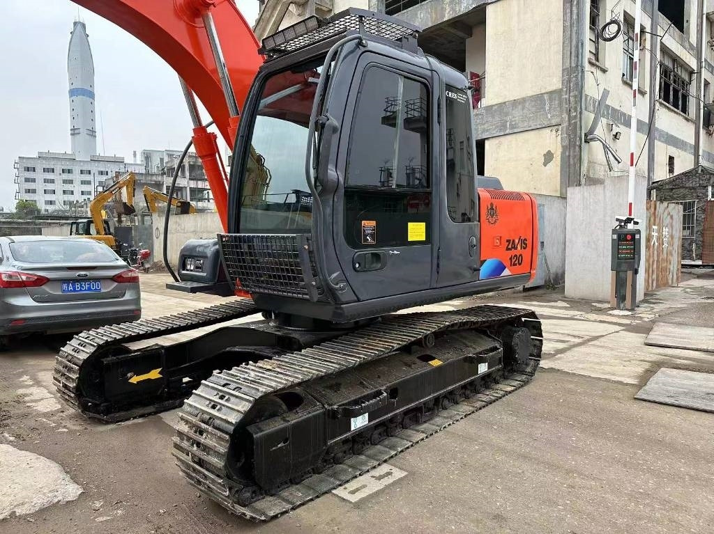 Hitachi EX 120-3 - Гусеничный экскаватор: фото 3 Hitachi EX 120-3 - Гусеничный экскаватор: фото 3