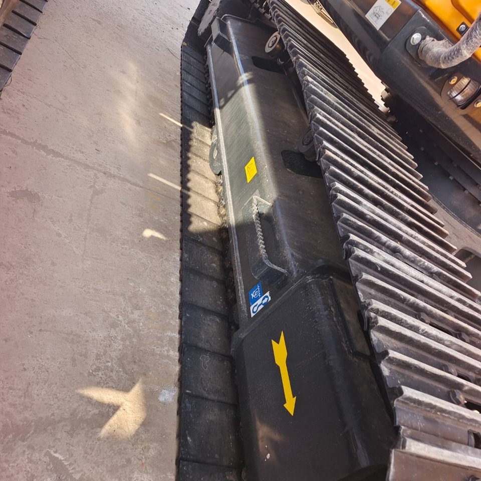 Hyundai 220LC-9T - Гусеничный экскаватор: фото 2 Hyundai 220LC-9T - Гусеничный экскаватор: фото 2