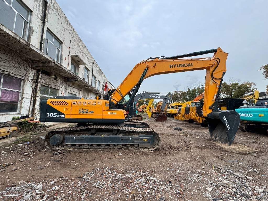 Hyundai 305lc - Гусеничный экскаватор: фото 2 Hyundai 305lc - Гусеничный экскаватор: фото 2