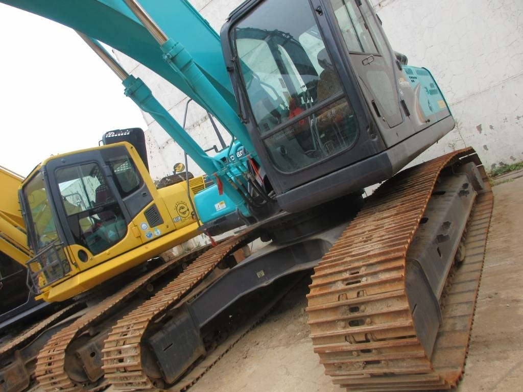 Kobelco SK 210 LC-9 - Гусеничный экскаватор: фото 4 Kobelco SK 210 LC-9 - Гусеничный экскаватор: фото 4
