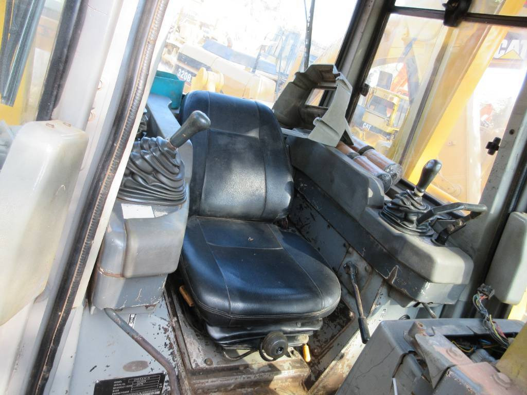 Komatsu D 155A - Бульдозер: фото 5 Komatsu D 155A - Бульдозер: фото 5