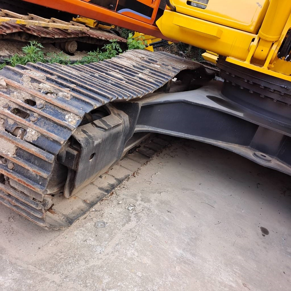 Komatsu PC 300 - Гусеничный экскаватор: фото 5 Komatsu PC 300 - Гусеничный экскаватор: фото 5