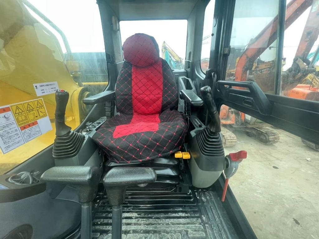Komatsu PC 400 - Гусеничный экскаватор: фото 2 Komatsu PC 400 - Гусеничный экскаватор: фото 2