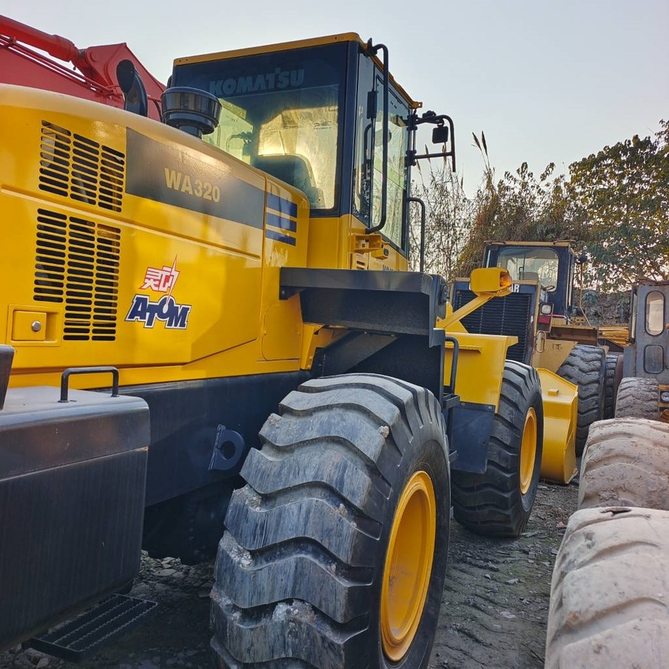 Komatsu WA 320-5 - Колёсный погрузчик: фото 2 Komatsu WA 320-5 - Колёсный погрузчик: фото 2