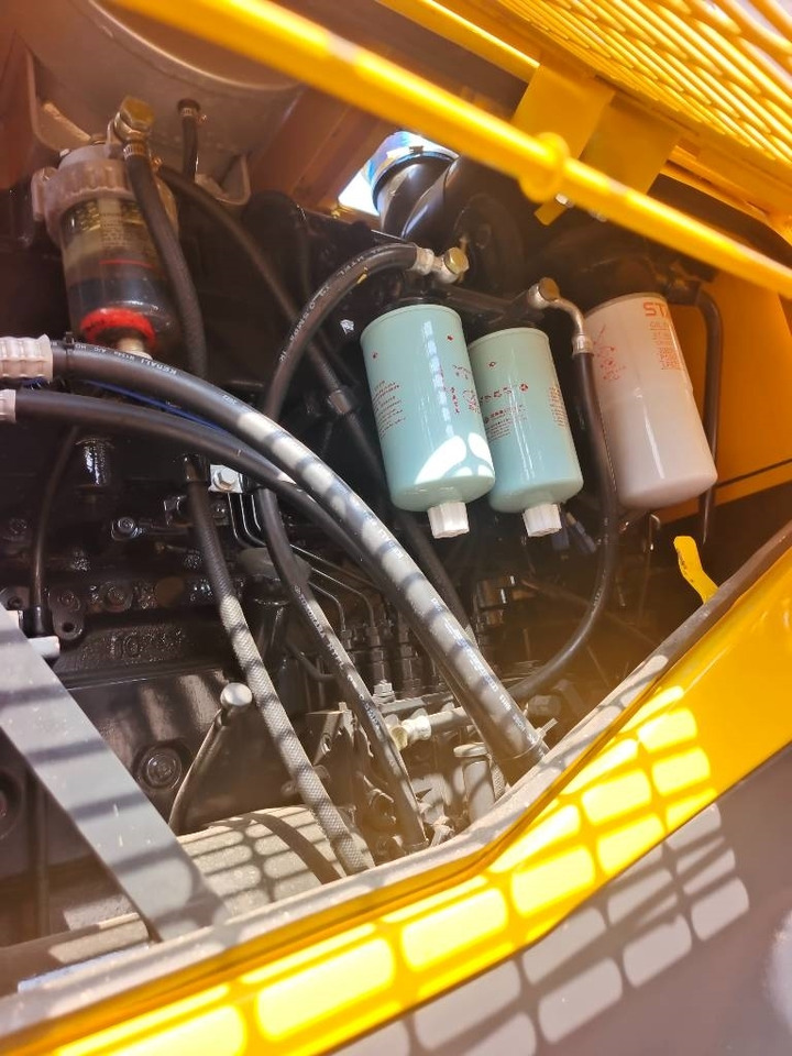 Колёсный погрузчик Komatsu WA 470-3: фото 20