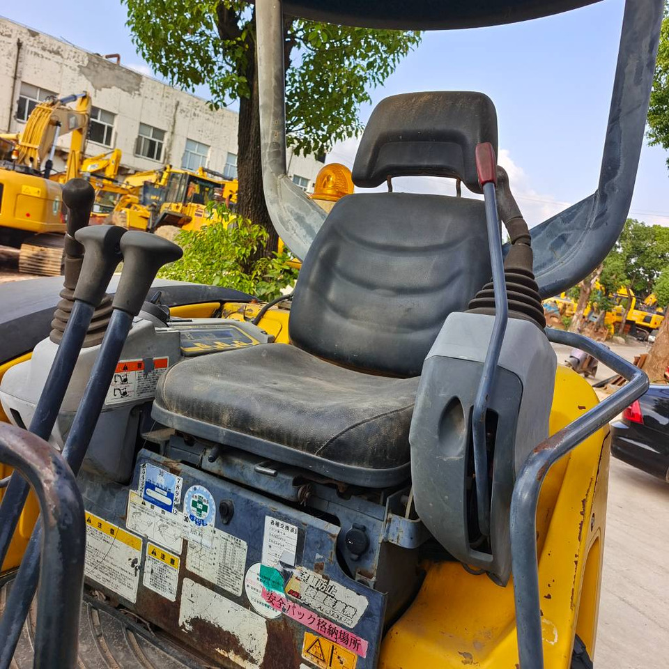 Kubota U30 - Мини-экскаватор: фото 4 Kubota U30 - Мини-экскаватор: фото 4