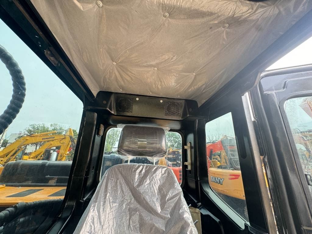 Sany SY 215 H - Гусеничный экскаватор: фото 2 Sany SY 215 H - Гусеничный экскаватор: фото 2