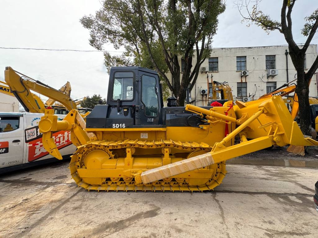 Shantui SD 16 - Бульдозер: фото 1 Shantui SD 16 - Бульдозер: фото 1