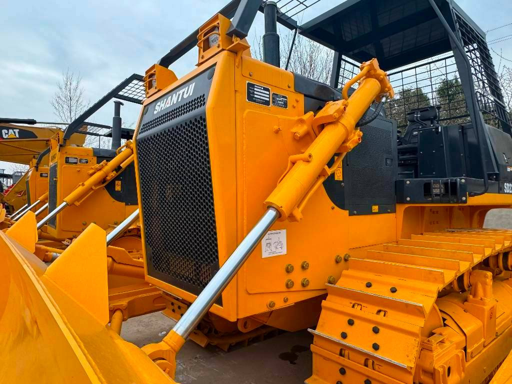 Shantui SD 22 F - Бульдозер: фото 2 Shantui SD 22 F - Бульдозер: фото 2