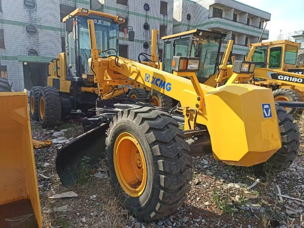 Грейдер XCMG GR 180: фото 1