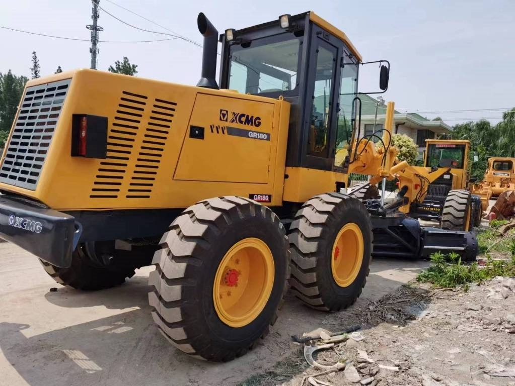 XCMG GR 180 - Грейдер: фото 3 XCMG GR 180 - Грейдер: фото 3