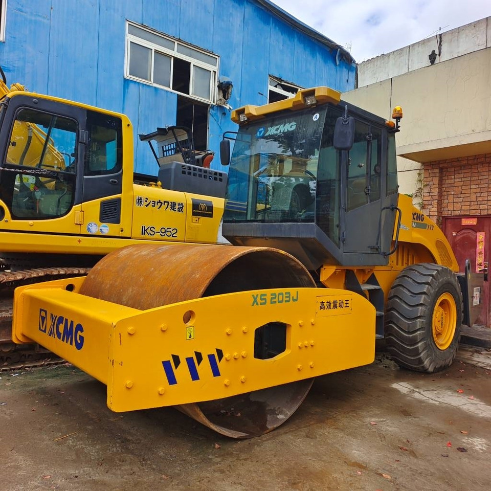 Компактор XCMG XS 203 J: фото 6
