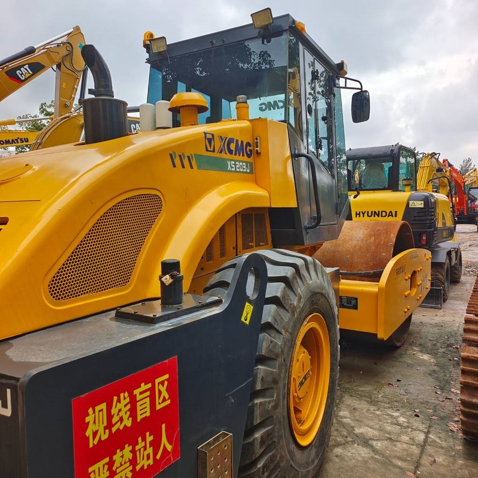 Компактор XCMG XS 203 J: фото 21