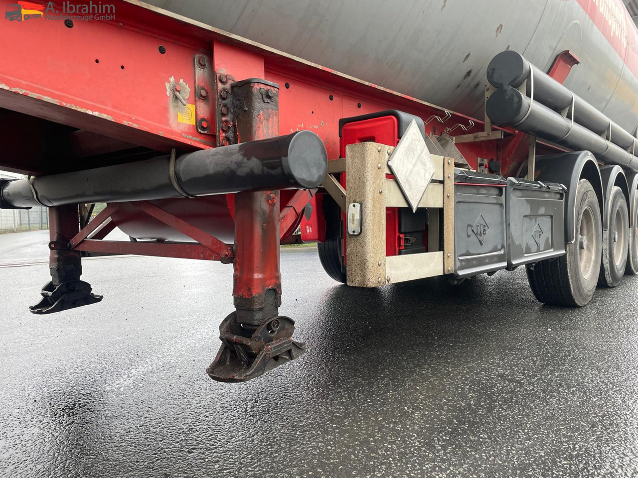 Feldbinder KIP 57.3 Kippsilo 57 m³ | Scheibenbremse | 24V Hydraulik - Полуприцеп цистерна для сыпучих грузов: фото 4 Feldbinder KIP 57.3 Kippsilo 57 m³ | Scheibenbremse | 24V Hydraulik - Полуприцеп цистерна для сыпучих грузов: фото 4