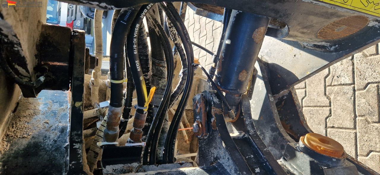 Komatsu WA 200 technisch ok. technische Wartung beim Komatsu Service - Колёсный погрузчик: фото 4 Komatsu WA 200 technisch ok. technische Wartung beim Komatsu Service - Колёсный погрузчик: фото 4