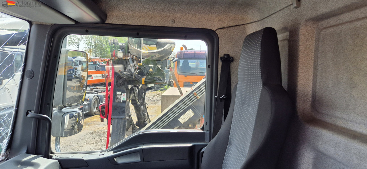 MAN TGL 8.150 4X2 BL Unfallschaden bedingt fahrbereit, Motor ok - Коммерческий автомобиль: фото 3 MAN TGL 8.150 4X2 BL Unfallschaden bedingt fahrbereit, Motor ok - Коммерческий автомобиль: фото 3