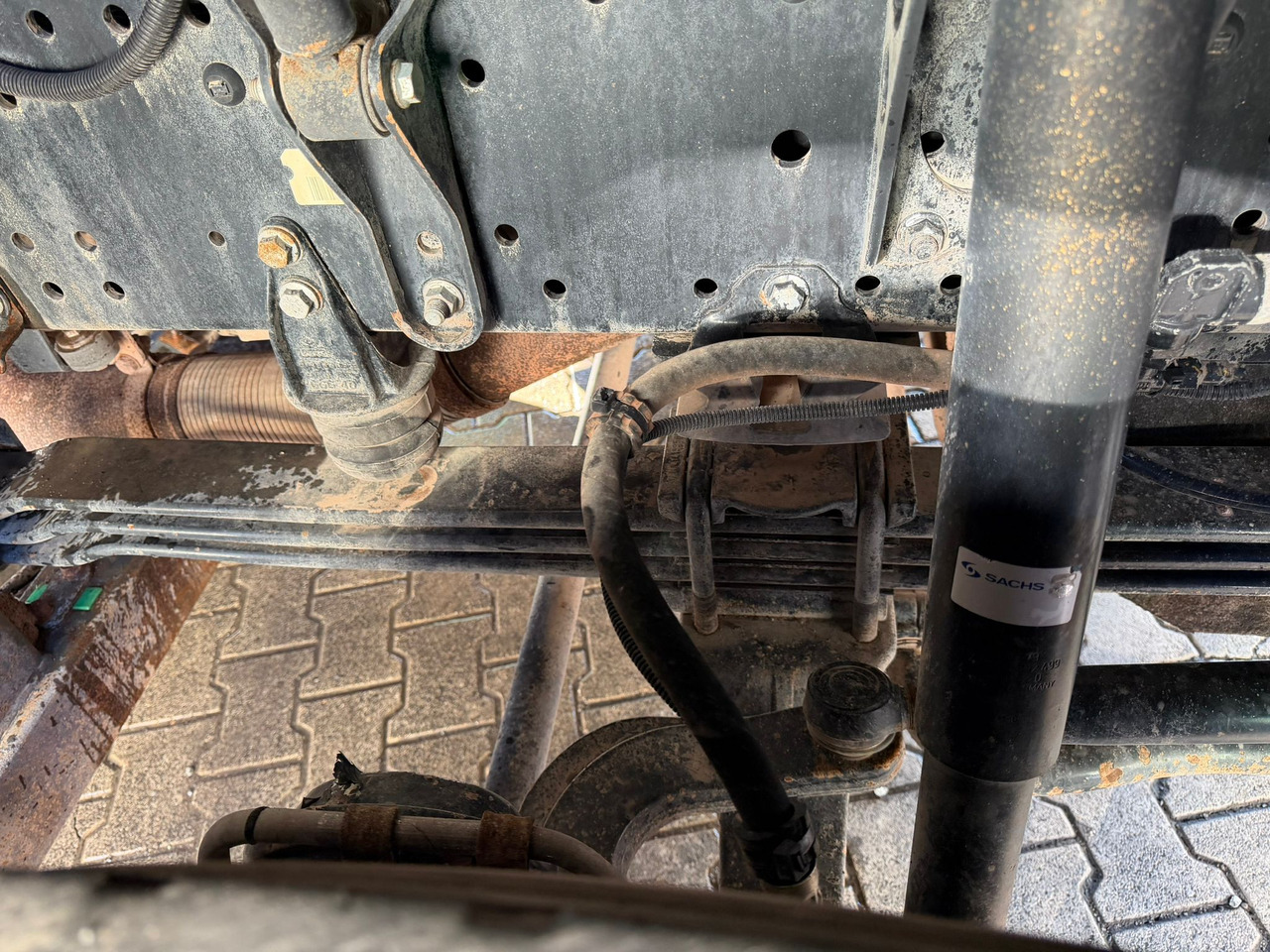 MAN TGS 18.440 Brock SL 280 2 Jumbo S 2 Seiten + HD | 12053 St. - Подметально-уборочная машина: фото 5 MAN TGS 18.440 Brock SL 280 2 Jumbo S 2 Seiten + HD | 12053 St. - Подметально-уборочная машина: фото 5