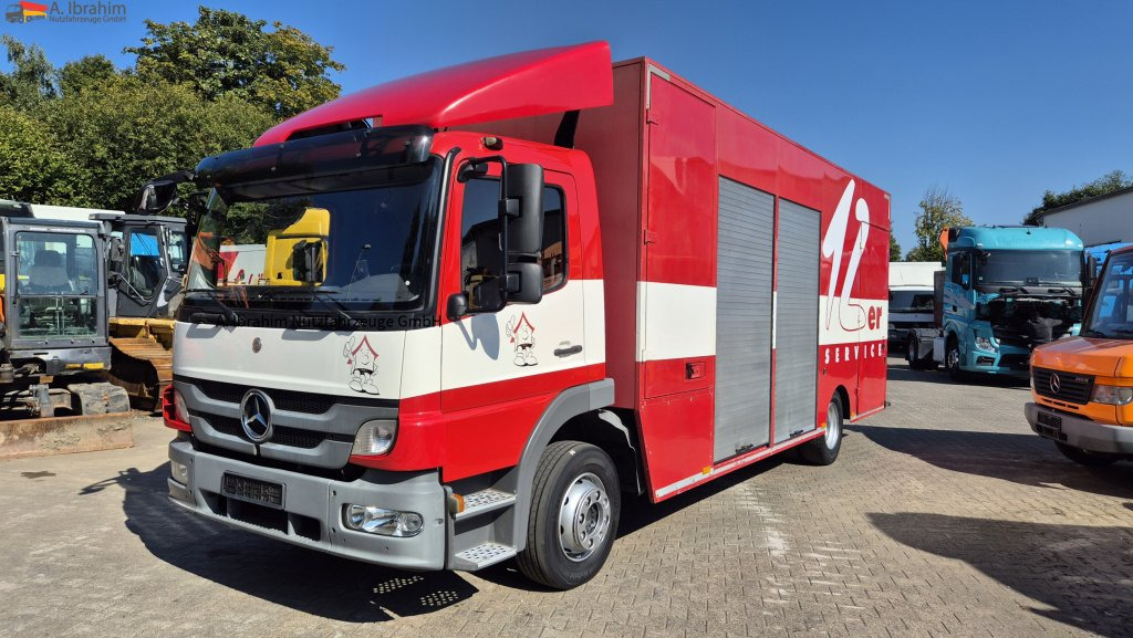 Mercedes-Benz 1222 Werkstattkoffer mit Regalsystem - Грузовик с закрытым кузовом: фото 1 Mercedes-Benz 1222 Werkstattkoffer mit Regalsystem - Грузовик с закрытым кузовом: фото 1