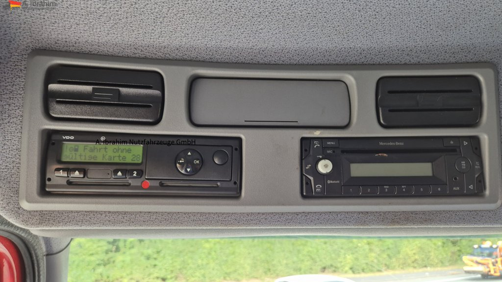 Mercedes-Benz 1222 Werkstattkoffer mit Regalsystem - Грузовик с закрытым кузовом: фото 3 Mercedes-Benz 1222 Werkstattkoffer mit Regalsystem - Грузовик с закрытым кузовом: фото 3