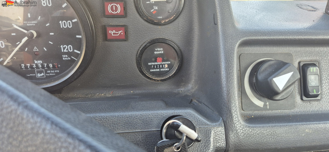 Mercedes-Benz 410D Ruthmann KL 90 Topzustand UVV gültig - Грузовик с подъемником: фото 2 Mercedes-Benz 410D Ruthmann KL 90 Topzustand UVV gültig - Грузовик с подъемником: фото 2