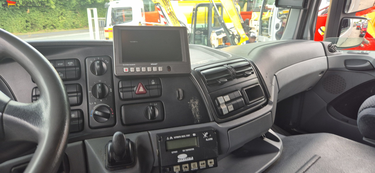 Рефрижератор Mercedes-Benz DB 2536, 7,50 m Koffer LBW, Kamera, Carrier 850 Liftachse, mp3: фото 14 Рефрижератор Mercedes-Benz DB 2536, 7,50 m Koffer LBW, Kamera, Carrier 850 Liftachse, mp3: фото 14