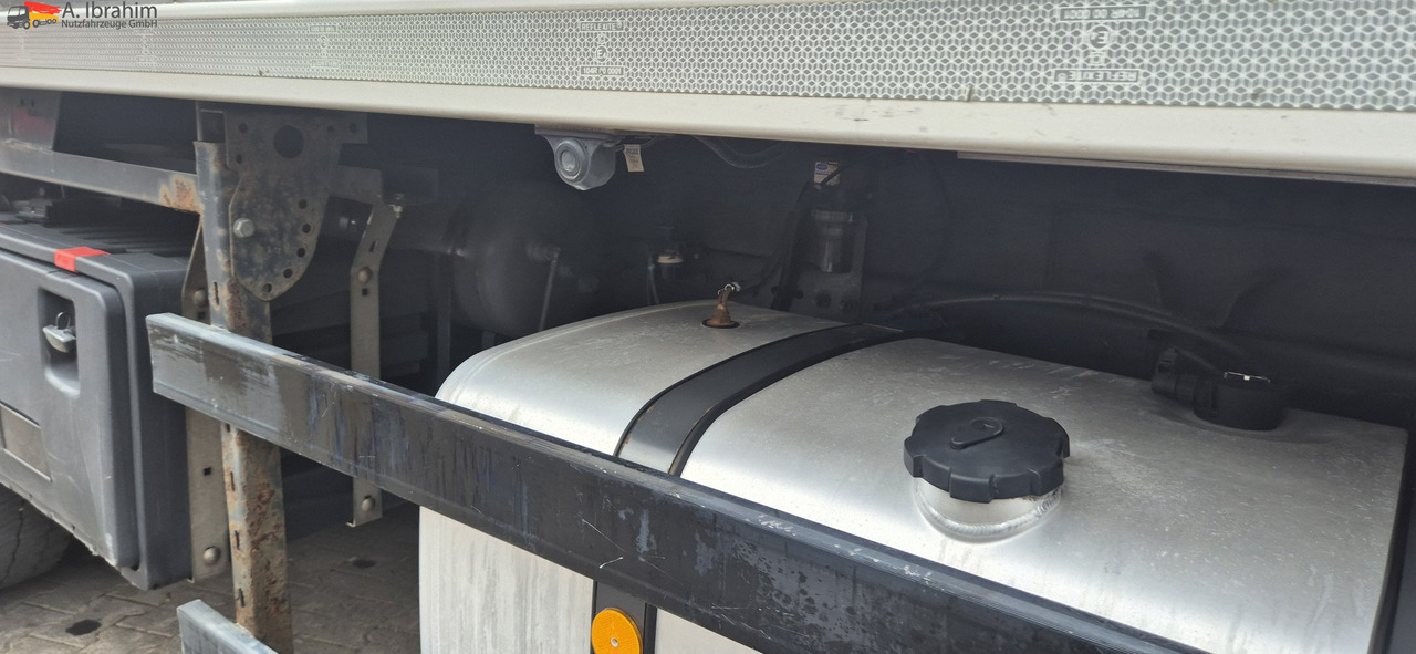 Рефрижератор Mercedes-Benz DB 2536, 7,50 m Koffer LBW, Kamera, Carrier 850 Liftachse, mp3: фото 6 Рефрижератор Mercedes-Benz DB 2536, 7,50 m Koffer LBW, Kamera, Carrier 850 Liftachse, mp3: фото 6