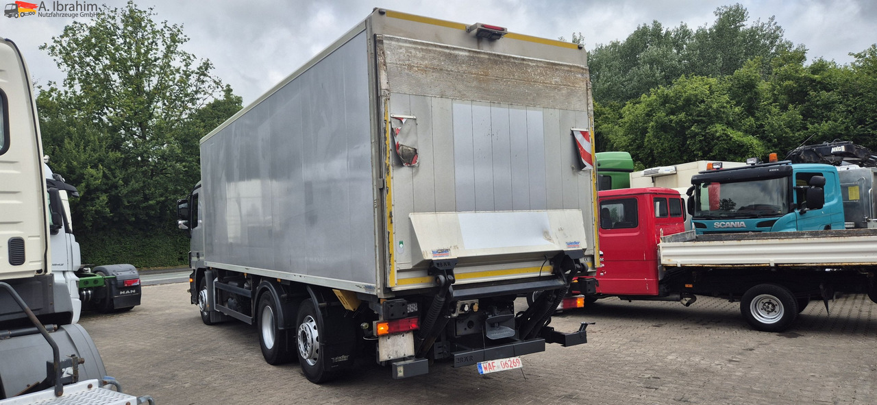 Рефрижератор Mercedes-Benz DB 2536, 7,50 m Koffer LBW, Kamera, Carrier 850 Liftachse, mp3: фото 10 Рефрижератор Mercedes-Benz DB 2536, 7,50 m Koffer LBW, Kamera, Carrier 850 Liftachse, mp3: фото 10