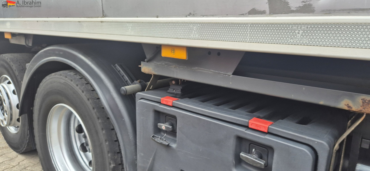 Рефрижератор Mercedes-Benz DB 2536, 7,50 m Koffer LBW, Kamera, Carrier 850 Liftachse, mp3: фото 15 Рефрижератор Mercedes-Benz DB 2536, 7,50 m Koffer LBW, Kamera, Carrier 850 Liftachse, mp3: фото 15