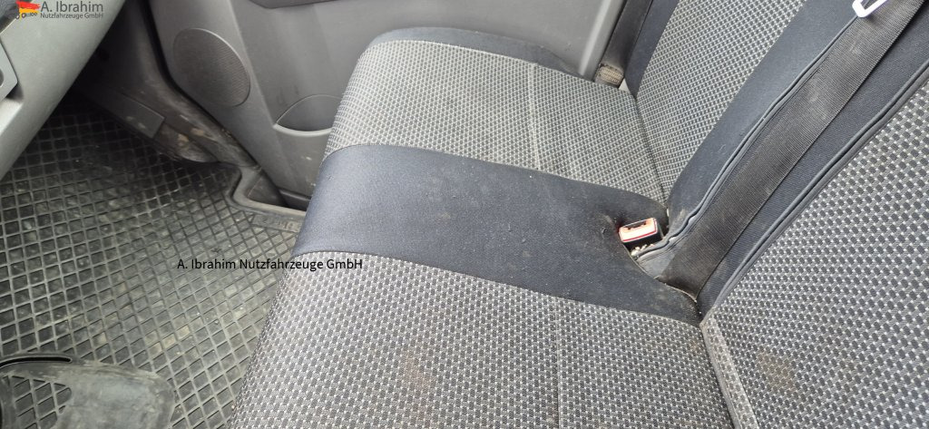 Mercedes-Benz DB 313 Sprinter Werstatt, Service, einsatzbereit ATM mit ca. 160 tkm - Легковой фургон: фото 3 Mercedes-Benz DB 313 Sprinter Werstatt, Service, einsatzbereit ATM mit ca. 160 tkm - Легковой фургон: фото 3